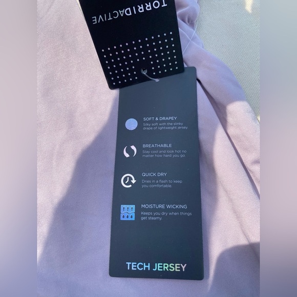 NWT Torrid Off Shoulder Jersey Tech Wicking Casual Tee Size 3 Super Soft Pastel - Picture 5 of 5